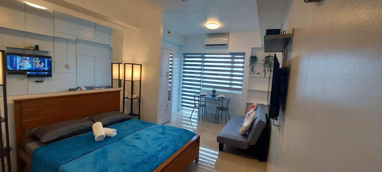 De Luxe, Standard And Studio Suites -The Breeze Residences-Close To Airport,Mall Of Asia, Us Embassy Манила Екстериор снимка